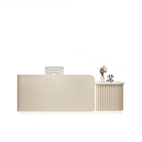 Bureau d'accueil moderne pour hôtel, salle de sport, hôpital, centre commercial – Couleur et taille personnalisables – Construction durable en MDF et HDF