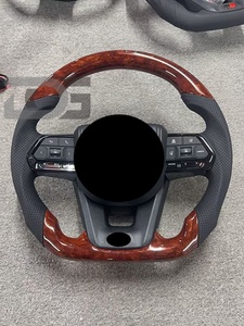 Volant pour Toyota RAV4 2013-2018, Corolla 2014-2019, <span class=keywords><strong>Scion</strong></span> <span class=keywords><strong>IM</strong></span> 2016, cuir perforé, poignée en bois, accessoires intérieurs - Product Image 2