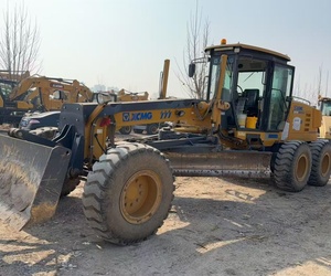 XCM GR1805 <b>Used</b> <b>Motor</b> <b>Grader</b> in <b>Used</b> Condition GR180 GR165 GR200 GR215 Chinese <b>Grader</b> Made in 2021 - Product Image 2