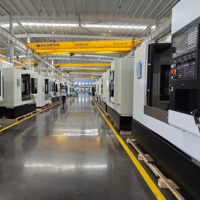 Centre d'usinage CNC VMC1370 haute performance |   Contrôlé par FANUC, broche BT40/BT50 en option, pour la fabrication de grandes pièces métalliques