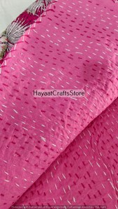Couverture Kantha artisanale rose bohème imprimée d'animaux et d'oiseaux, décoration d'intérieur, coton fait main pour toutes les saisons - Product Image 6