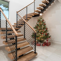 Escalier droit moderne et minimaliste en acier inoxydable pour villa, design durable à monopoutre