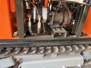 DIESEL Crawler ROTARY Giàn Khoan 200m sâu thủy lực DTH nước tốt cho khoan lỗ khoan với động cơ bơm động cơ thành phần cốt lõi - Product Image 5