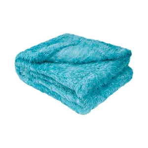 Oem Odm yumuşak sıcak Luxuriuos Faux kürk büyük köpek battaniyesi yatak örtüsü çiğnemek geçirmez yıkanabilir özel köpek battaniyesi