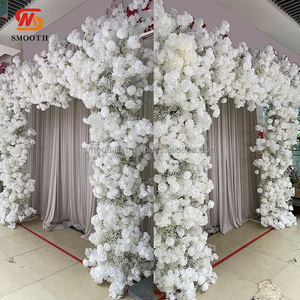 Arco Floral Cuadrado Blanco para Decoración de Escenarios de Boda - Product Image 1