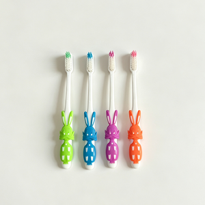 Brosse à dents manuelle pour enfants, motif lapin mignon, poils souples, pour usage domestique, protège les dents sensibles, vente en gros - Product Image 6
