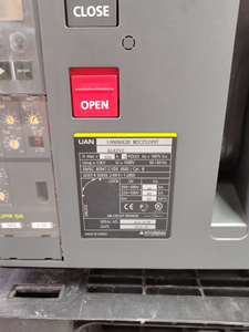Nouveau disjoncteur ACB 630 Hian08 800A 1250A, modèles complets ACB industriels 220V 60Hz, capacité de coupure 65kA/50kA - Product Image 4