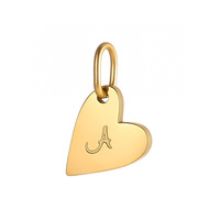 Colgantes de Acero Inoxidable Chapado en Oro de 18K con Alfabeto Inicial Personalizada con Grabado de Corazón, 26 Letras para Niños