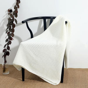 Vente chaude couvertures en tricot épais pour la vente d'hiver <span class=keywords><strong>plaid</strong></span> bébé jeter doux chaud fausse laine couverture - Product Image 2