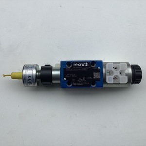 R901572047 4WREE10E1-75-3X/V/24A1 วาล์วควบคุมทิศทางแบบสัดส่วนสี่ทางสามตำแหน่ง - Product Image 3