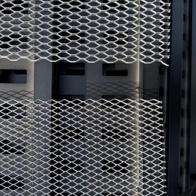 Lightweight & Durable Woven Aluminum Alloy Mesh Sheet Eco-Friendly for Vehicle Interior Design and Suspended Ceiling Panels