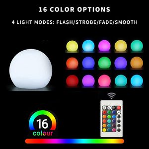 ไฟ LED ทรงกลมพลาสติก 16 สี ชาร์จซ้ำได้ กันน้ำระดับ IP68 ปรับความสว่างได้ รูปทรงดวงจันทร์ลอยน้ำ พร้อมรีโมทคอนโทรล สำหรับใช้งานกลางแจ้ง - Product Image 3