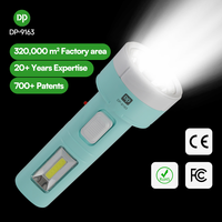 Lampe torche LED COB super puissante et ultra-lumineuse, batterie rechargeable pour les situations d'urgence, le camping, la randonnée, la maison et l'extérieur