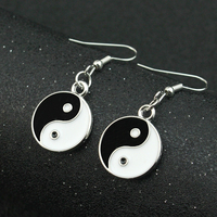 Collier et boucles d'oreilles en émail noir et blanc Tai Chi Yin Yang Huit Trigrammes pour femme, style simple et charmant, cadeau d'anniversaire Taoïsme Chinois