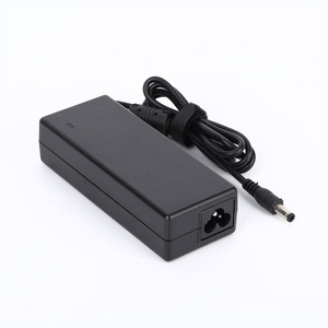 Adaptador de escritorio de CA / CC Fuente de alimentación de 24 V y 3 A Adaptador de corriente de salida única de modo de conmut - Product Image 3