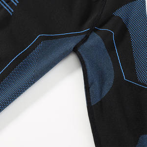 Ensemble de sous-vêtements de ski pour homme et garçon Fitness Workout Thermal Gym Ski Snowboard Randonnée Sport Running Yoga Exercise Suit Long Johns - Product Image 4