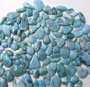 Piedra preciosa cabujón de larimar fabricada en India, cristal azul natural, piedra suelta para la fabricación de joyería artesanal, disponible para la venta. - Product Image 2