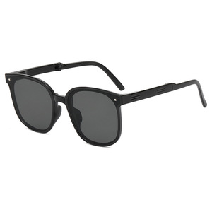<b>Sunglasses</b> Foldable UV400 PC Lens Women Fashion Sun Protection Travel Driving Quadrilateral Style - Product Image 4