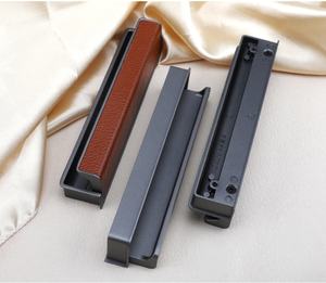 Poignée <span class=keywords><strong>de</strong></span> <span class=keywords><strong>porte</strong></span> <span class=keywords><strong>de</strong></span> <span class=keywords><strong>placard</strong></span> invisible en alliage <span class=keywords><strong>de</strong></span> zinc, moderne, simple, encastrée, pour <span class=keywords><strong>cuisine</strong></span>, commode, armoire, cuir, auto-adhésive, durable - Product Image 4