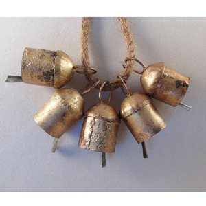 Venta caliente calidad estándar granja decoración jardín adornos vaca campana hierro Metal Mini vaca campanas a precio al por mayor de La India - Product Image 1