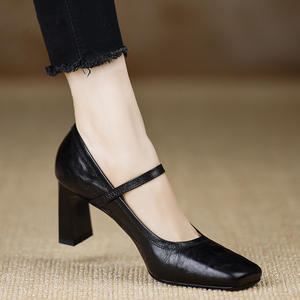 รองเท้าโลฟเฟอร์หนังพื้นนิ่มพรีเมียม สไตล์เจ้าสาว สวมใส่ง่าย แฟชั่นมาแรงปี 2026 ฤดูร้อน-ใบไม้ร่วง สไตล์ฝรั่งเศส แมรี่เจน ส้นสูงลำลอง - Product Image 3