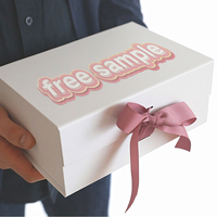 Boîte cadeau rigide en carton recyclable avec logo personnalisé en relief, rose, noir, bleu, rouge, ruban en papier, aimantée, luxe, pliable