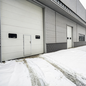 Système de rail de levage vertical, panneau en acier durable, <span class=keywords><strong>porte</strong></span> sectionnelle automatique résistante au vent pour usage commercial intensif - Product Image 3