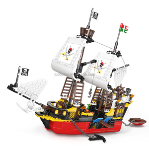 MOULD KING 10137 Barco de Venganza, Pequeña Embarcación de Exploración, Bloques de Construcción de Plástico MOC, Juguetes Educativos para Regalo - Product Image 1