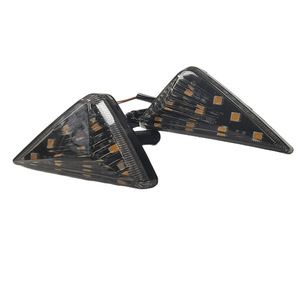 ไฟเลี้ยว LED รูปสามเหลี่ยม Piranha 12V สำหรับรถจักรยานยนต์ รถสปอร์ต ใช้แทนของเดิม อัพเกรด ขนาด 9.5x6.5x11 ซม. - Product Image 3