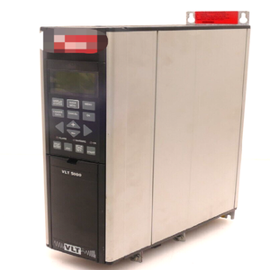 Controlador de Frecuencia Variable PLC VLT 5000 175Z0052 VLT5004PT5B20STR3DLF00A00C0 - Product Image 1