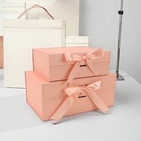 Boîte cadeau cosmétique de luxe en gros OEM papier magnétique imprimé personnalisé avec ruban 3mm d'épaisseur laminage mat gaufrage manipulé