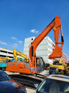 รถขุดฮิตาชิ ZX200 มือสองจากญี่ปุ่น รุ่นปี 2025 น้ำหนัก 20 ตัน ระบบควบคุม PLC อีซูซุ เครื่องยนต์ 0.8m มอเตอร์ เกียร์ ปั๊ม - Product Image 2