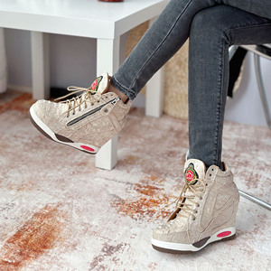 Xuanhui Nouveau Modèle Baskets montantes à lacets, rehaussantes de 10 cm, à semelle épaisse, avec talon compensé invisible, texturées, dorées métallisées - Product Image 4