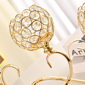 <span class=keywords><strong>Bougeoir</strong></span> en <span class=keywords><strong>cristal</strong></span> de voiture classique dorée haut de gamme de Style européen <span class=keywords><strong>Bougeoir</strong></span> en métal décoratif créatif pour hôtel de mariage à la maison - Product Image 3