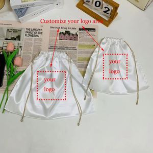 Pochette personnalisée avec logo, mini sac à cordon en satin doux, housse anti-poussière avec couvercle cadeau, personnalisable pour les chapeaux - Product Image 3