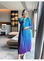 Robe plissée style Miyake pour femme, nouvelle collection été, imprimée, à manches courtes, col unique, coupe ajustée, élégante