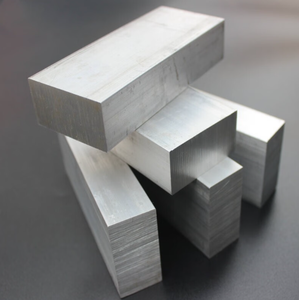 Barre carrée en <span class=keywords><strong>aluminium</strong></span> <span class=keywords><strong>6061</strong></span> T6 de précision, tréfilée à froid, tige plate rectangulaire en <span class=keywords><strong>aluminium</strong></span> de 10x10mm à 150x150mm pour pièces de machines - Product Image 1