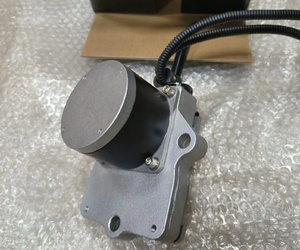 7834-41-2000 掘削機スペアパーツ スロットルモーター コマツ <span class=keywords><strong>PC200</strong></span>-<span class=keywords><strong>7</strong></span> スロットルモーターに適合 - Product Image 4