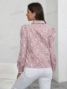 Tejido 100% poliéster burbuja elástico Jacquard telas para hacer mujeres Jacquard detalle cuello puntiagudo manga camisa - Product Image 4