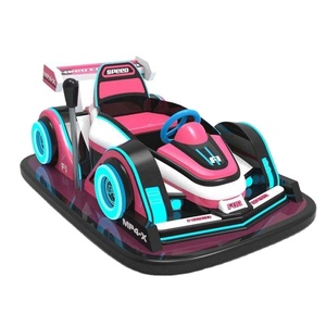 Voiture électrique pour enfants avec fonction drift, rotation à 360°, télécommande, lumières LED clignotantes, musique, jouet amusant alimenté par batterie, voiture tamponneuse - Product Image 1