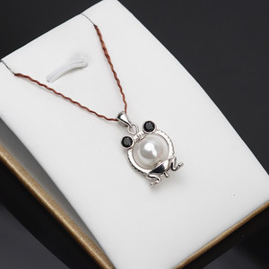 จี้เงินแท้ S925 รูปกบ ทำมือ สำหรับทำสร้อยคอรูปสัตว์  พร้อมรูร้อยไข่มุกขนาด 8-8.5 มม.  อุปกรณ์เสริมสำหรับผู้หญิง 580 - Product Image 2