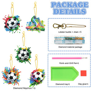 Songwoo Kit de porte-clés d'art diamanté 5D DIY, motif baskets de football colorées, pendentif à strass complets, peinture diamantée sportive - Product Image 2