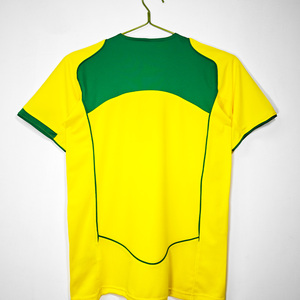 Maillot de football rétro en gros pour la maison, modèle 2004, personnalisable avec nom et numéro de l'équipe/joueur, 100 % polyester respirant, séchage rapide, short d'été - Product Image 3