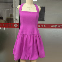 Robe Courte Personnalisée OEM Col Halter Magenta, Jupe Bouffante Texturée Taille Basse, Robe de Soirée Cocktail Élégante Coupe A-Line