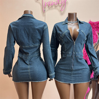 Robe Courte en Jean pour Femme à Col V et Manches Longues, Coupe Ajustée, Fermeture Éclair sur le Devant
