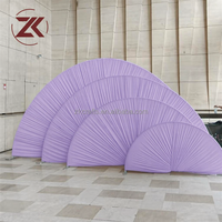 ZKAI Élégant Ensemble de toile de fond en tissu plissé lavande en forme d'éventail pour scène de mariage en demi-lune et décoration de fête
