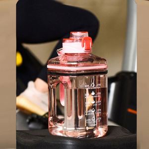 Vente en gros - Bouteille d'eau écologique de 2,2 L (77 oz) pour la musculation et la salle de sport - Product Image 4