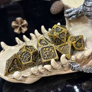 <span class=keywords><strong>Jeu</strong></span> de dés polyédriques <span class=keywords><strong>en</strong></span> cours d'exécution - Product Image 4