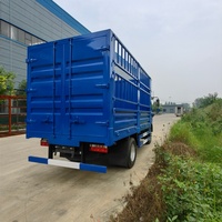 Camionnette de transport de bétail Dongfeng 4x2 avec ridelles amovibles