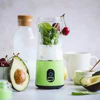 BSCI Fabriek 4000mAh TYPE C Oplaadbare Draagbare Blender met Tuit en Drinkdeksel Fruitpers Pure Blender Reistas 380ml USB Blender